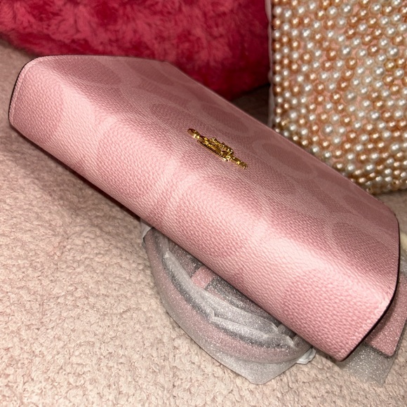 NEW Coach Slim Crossbody Bag in Powder Pink/LM - Picture 4 of 10